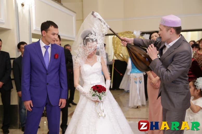 Оқтау мен Қамшы: Келіннің бетін немен ашқан дұрыс?