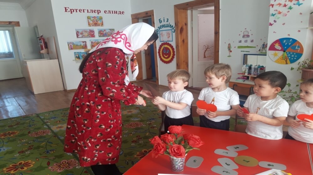 Біз әр түрліміз-Біз біргеміз | Мейірімділік туралы балабақшадағы ашық сабақ