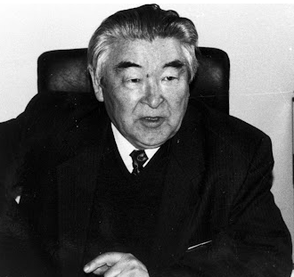 Манаш Қозыбаев